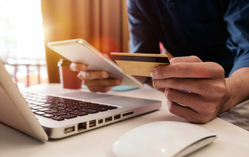 Comment les plateformes de commerce électronique facilitent la contrefaçon en ligne